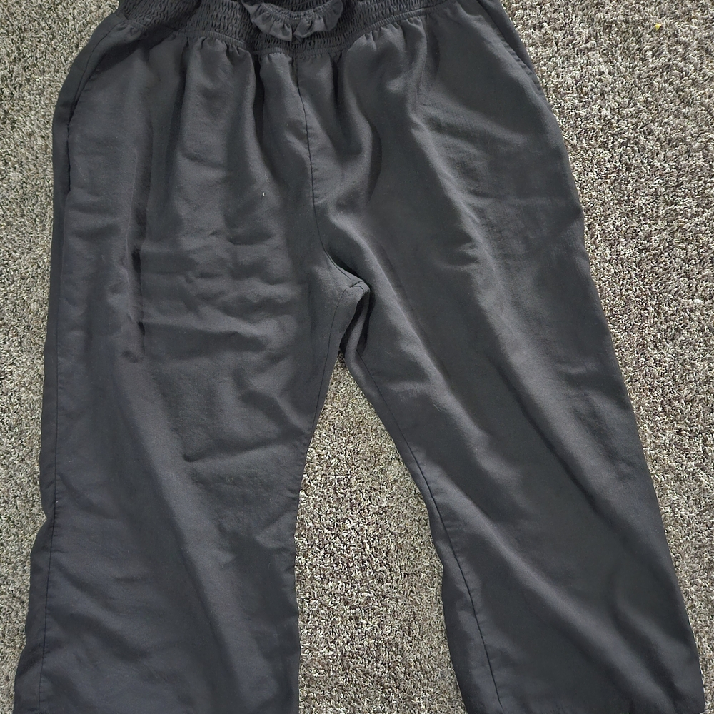 Black Linen Cropped Pant